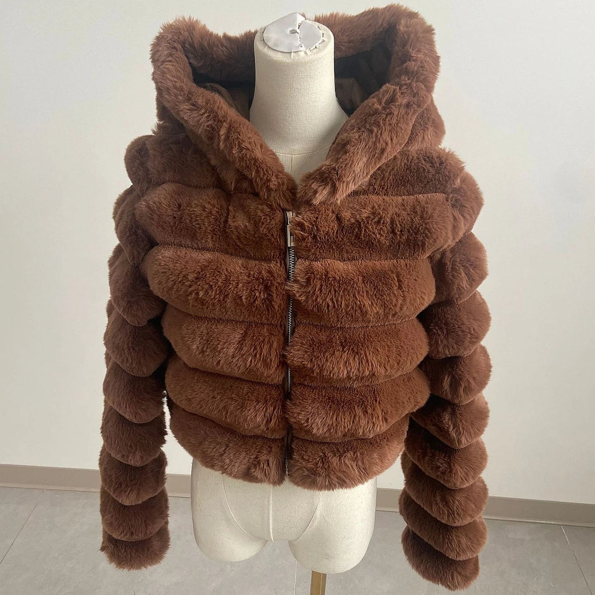 Women Faux Fur Short Coats Jackets Hooded Coat Thick Warm Y2k Streetwear Jacket Elegant Work Outerwear Autumn Winter 2026